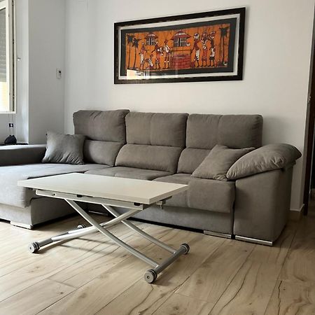Apartamento En Camino De Ronda De Dos Habitaciones Y Salon Granada Esterno foto