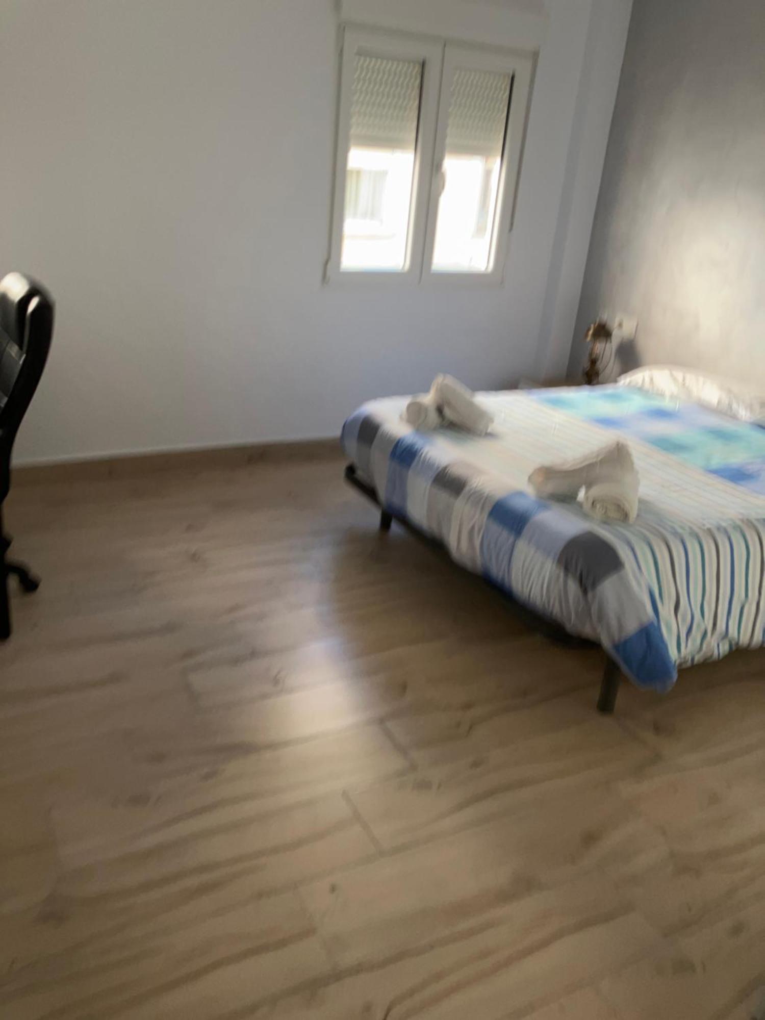 Apartamento En Camino De Ronda De Dos Habitaciones Y Salon Granada Esterno foto
