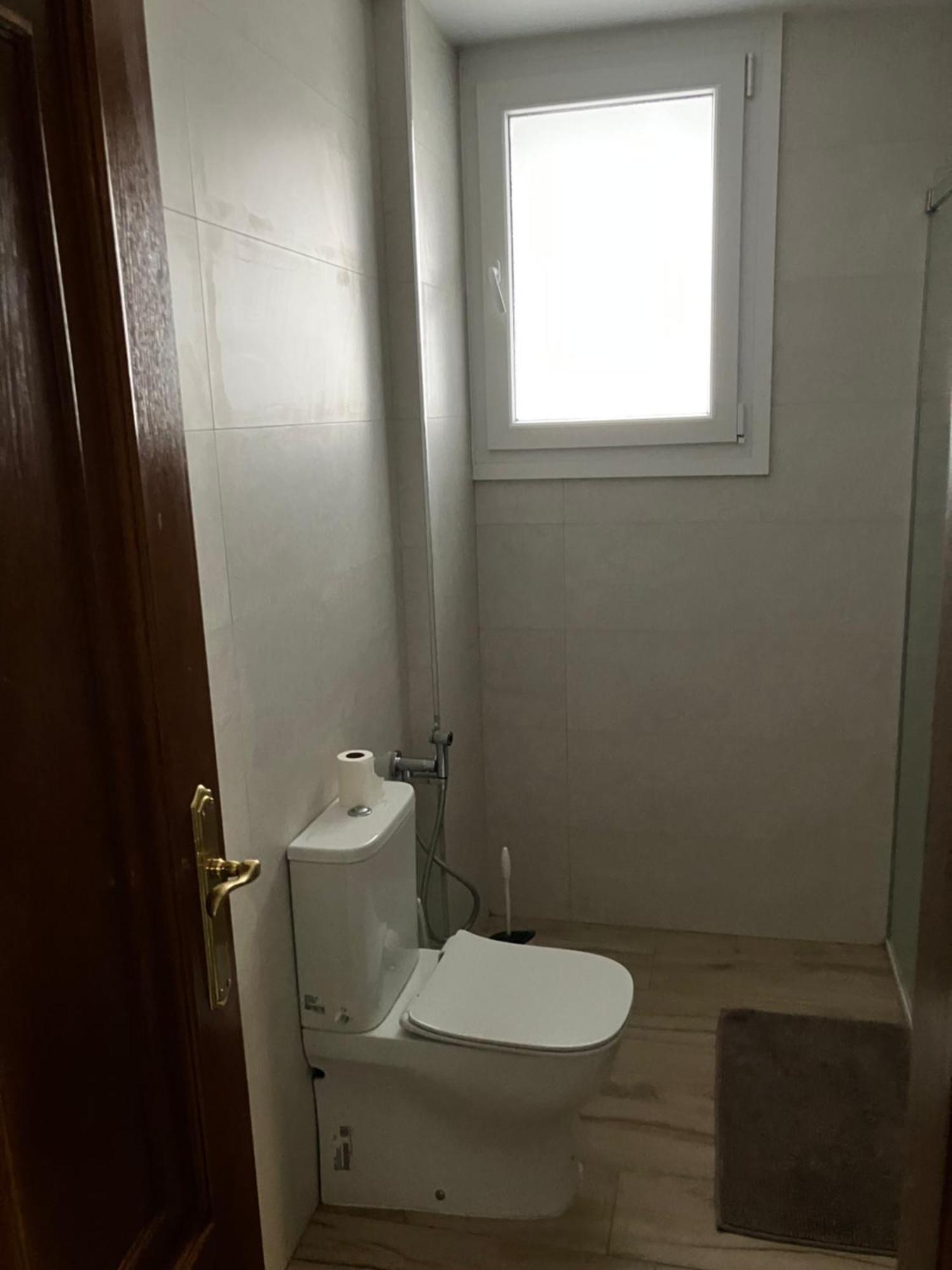Apartamento En Camino De Ronda De Dos Habitaciones Y Salon Granada Esterno foto